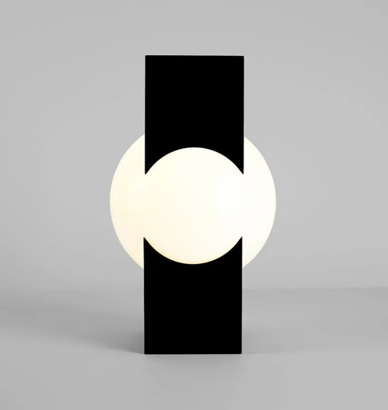 Atlas Table Lamp