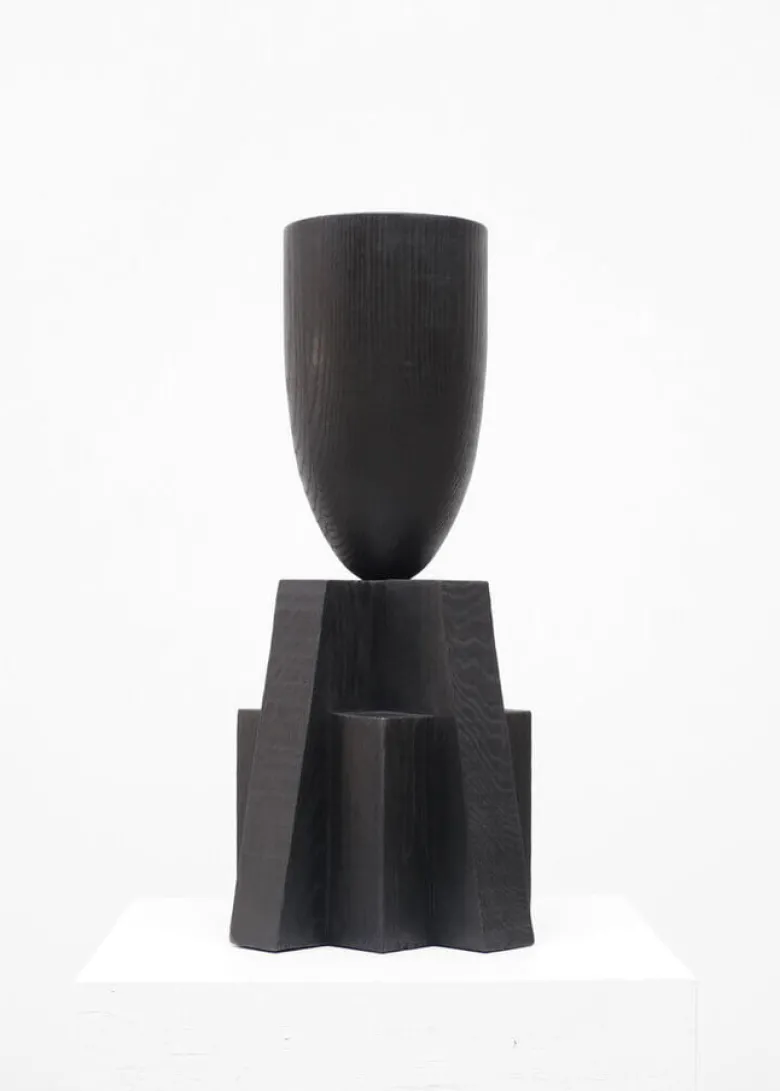 Babel Vase