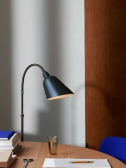 Bellevue Floor Lamp AJ7