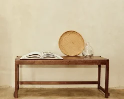 Bench 01