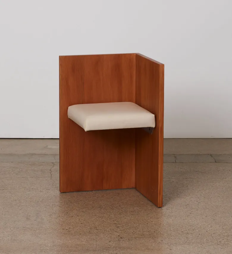 C Chair