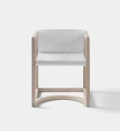 Capa Chair