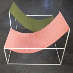 Crossed Double Seat
