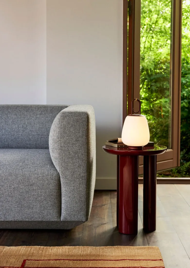 Develius Mellow Sofa EV8