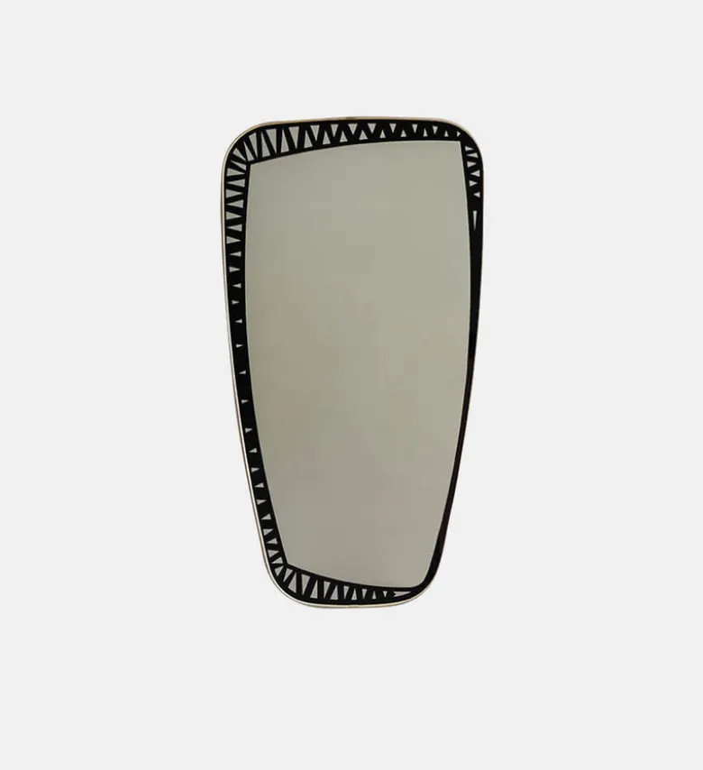 Dorian Mirror