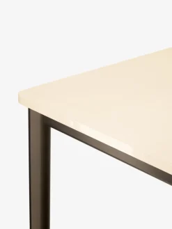 Drip HW113 Table