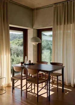 Drip HW117 Table