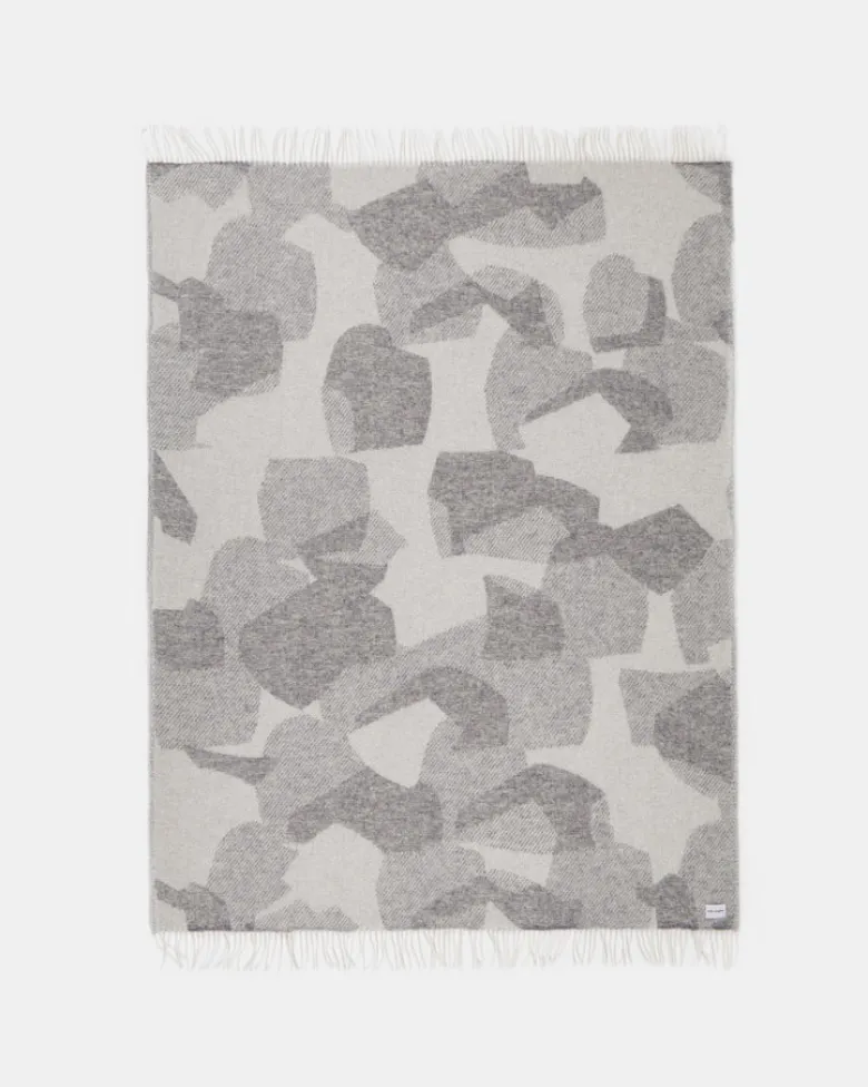Duotone Throws