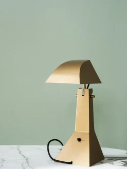 E63 Lamp