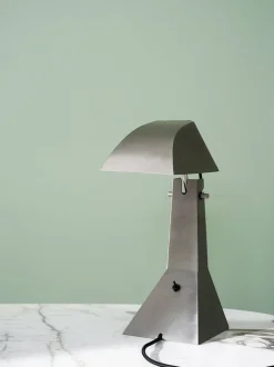 E63 Lamp