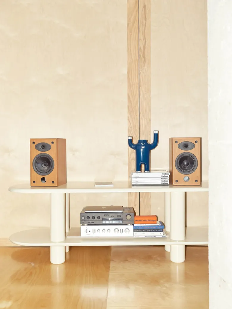 Eclipso Shelving