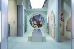Feathers Round