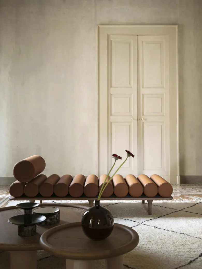Five to Nine Daybed with headrest