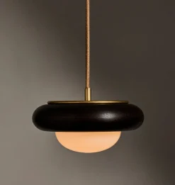 Humboldt Pendant 01 Wood