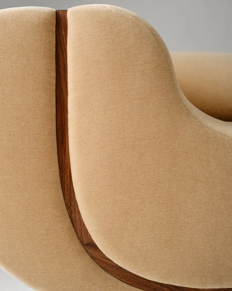 Linea Sofa