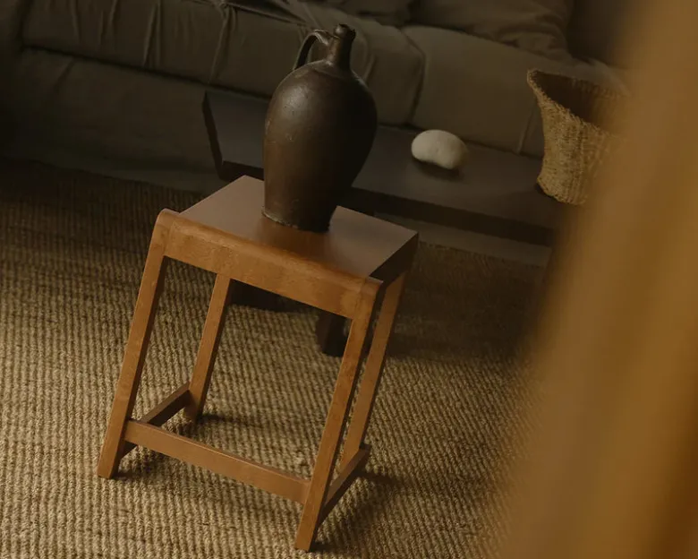 Low Stool 01