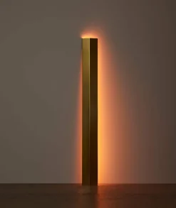 Mano Standing Light