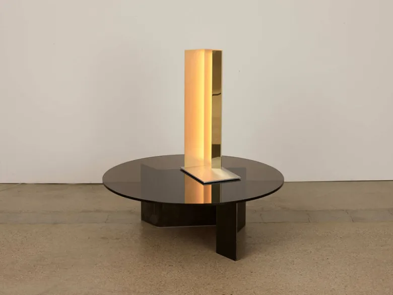 Mano Table Light
