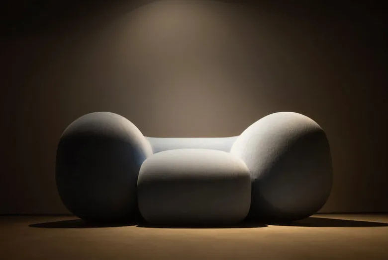 Mollo Armchair