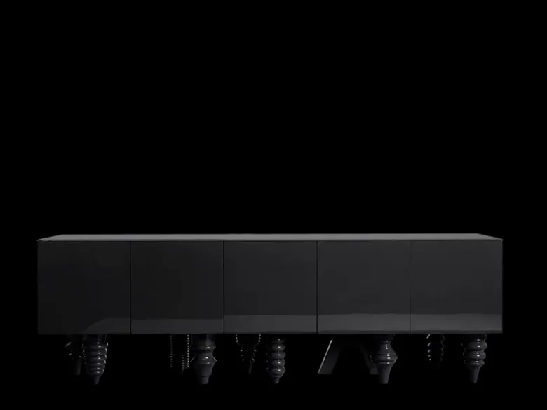 Multileg Cabinet
