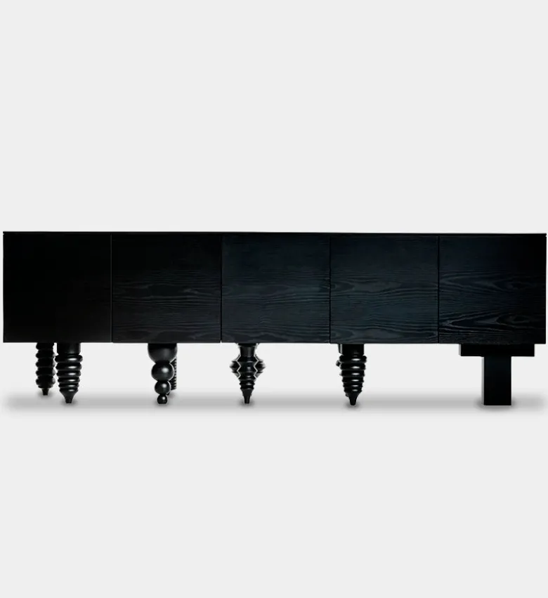 Multileg Cabinet