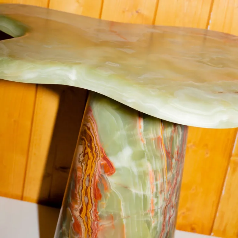 Ondamarmo Side Table
