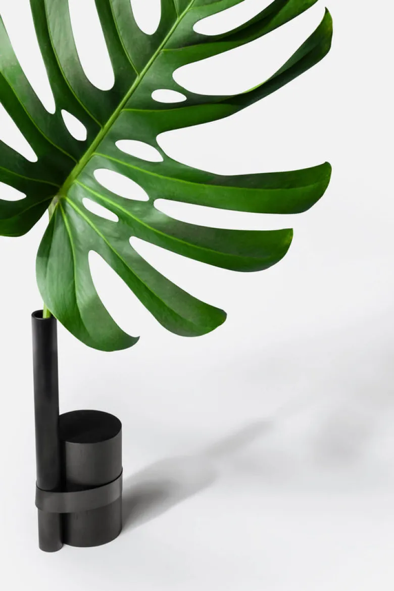 Pós-Tropical Vase