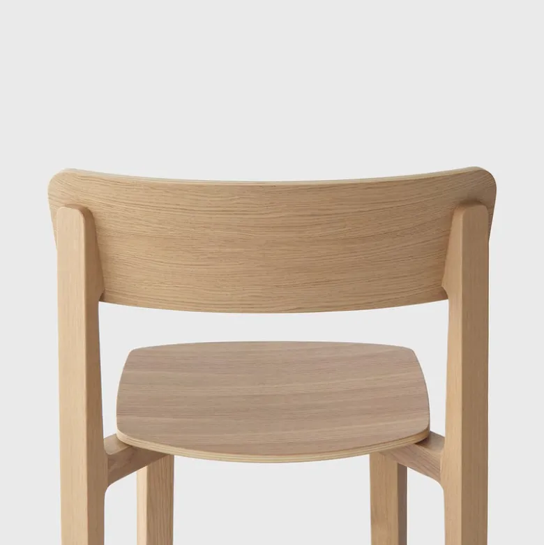 Radio Chair