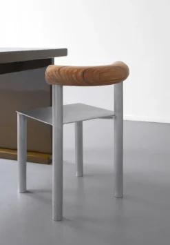 Reflection chair