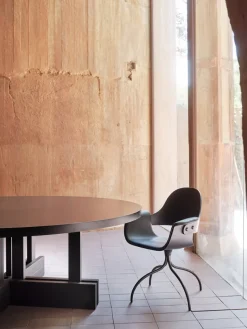 Showtime Chair