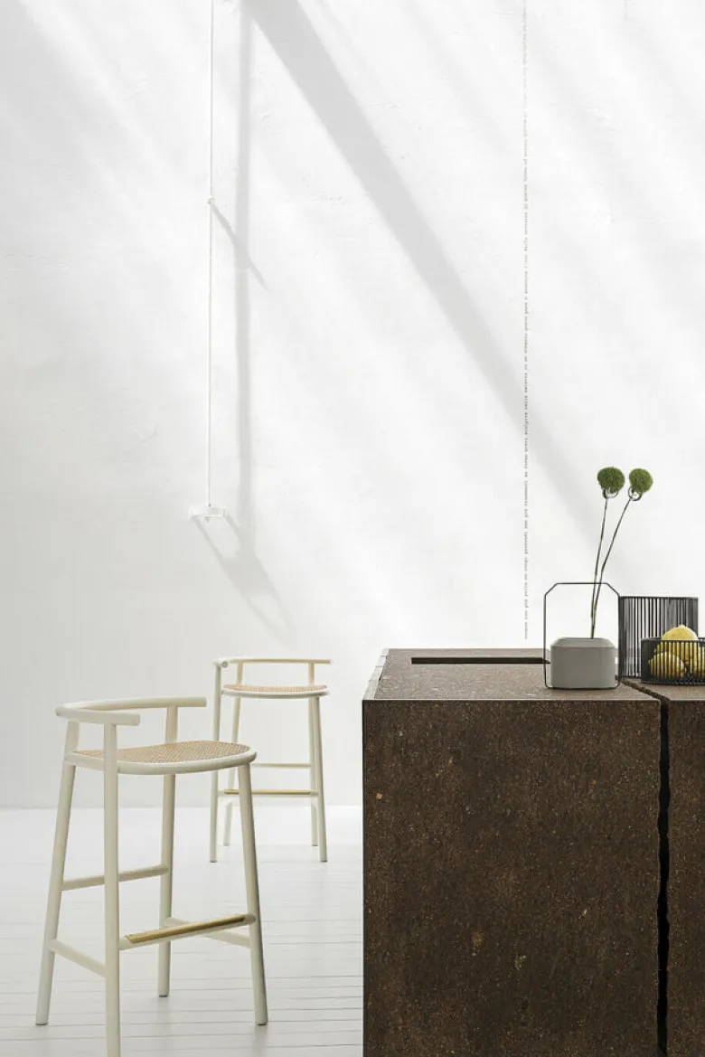 Single Curve Barstool & Counter