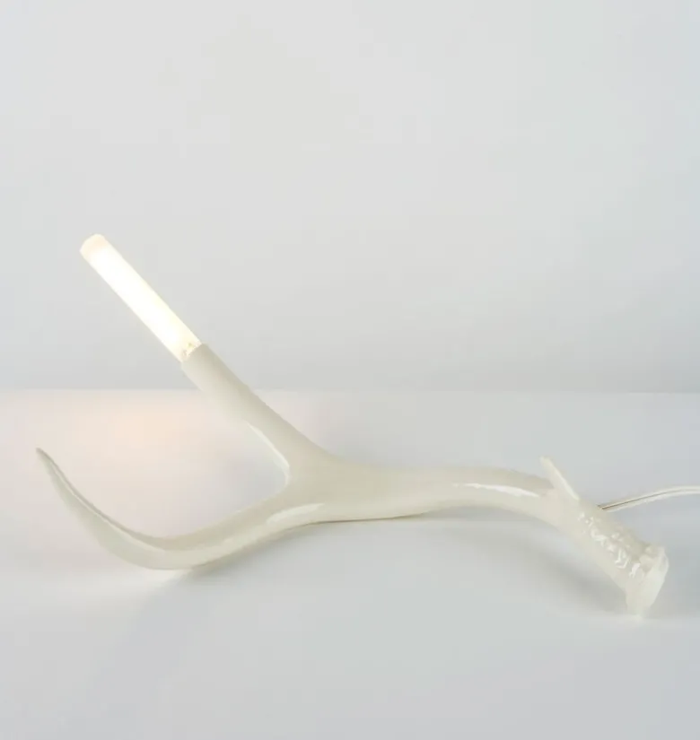 Superordinate Antler Table Lamp