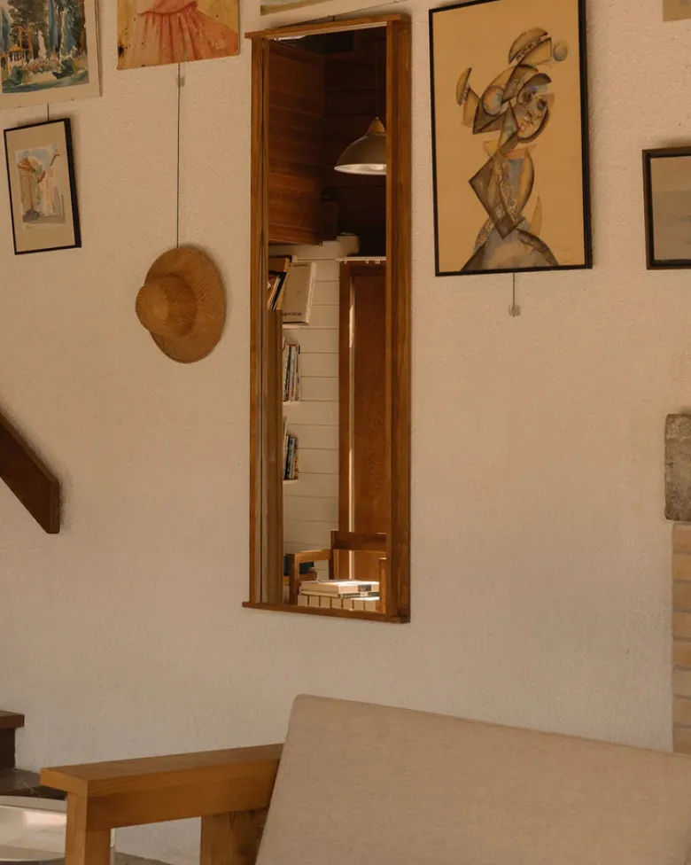 Symmetry Mirror