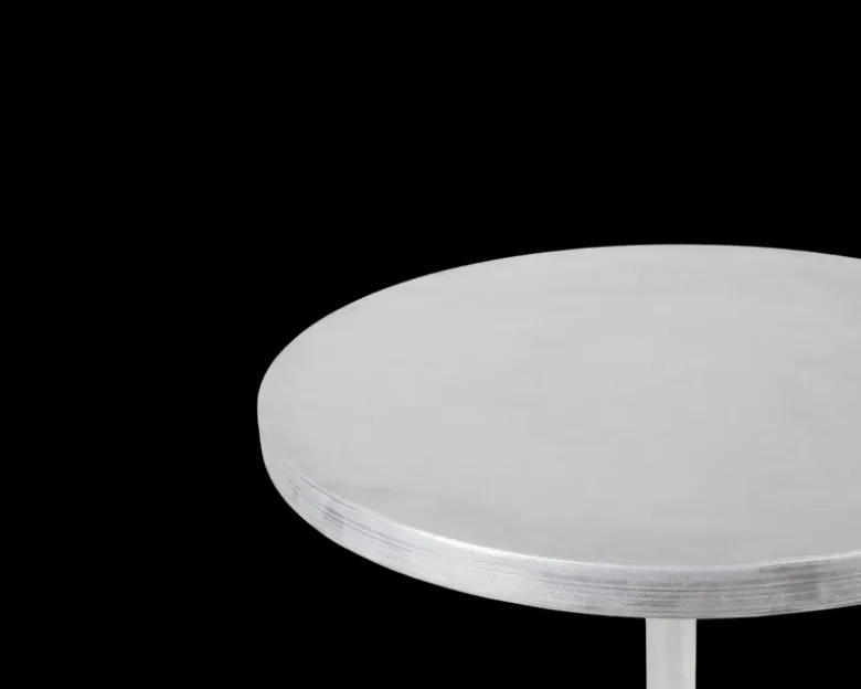 Tasca Table