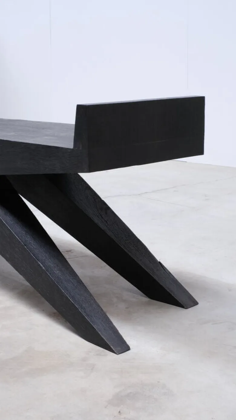 V-bench