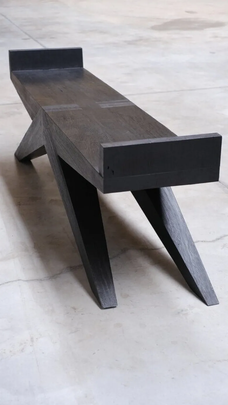 V-bench