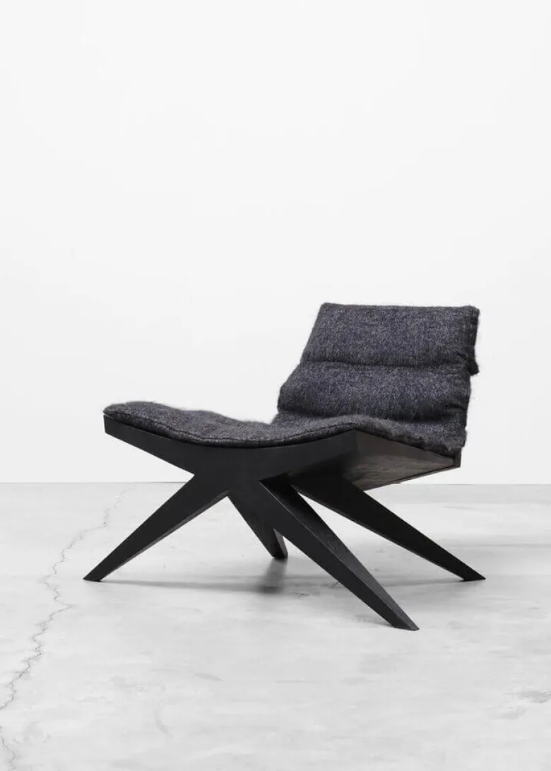 V-easy chair