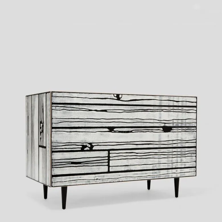 Wrongwoods Chest of Drawers